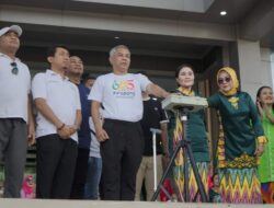Bupati Ikut Senam Masal Sekaligus Melaunching Logo Napak Tilas