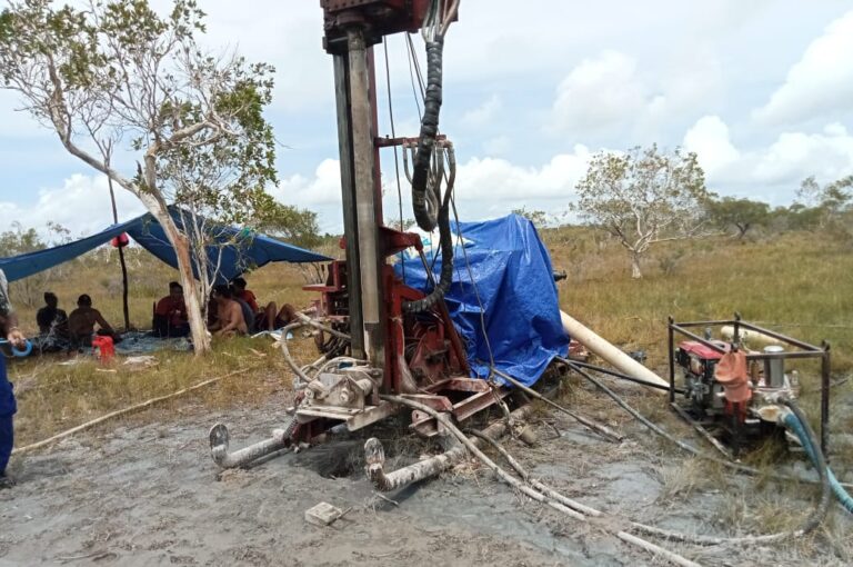 Aktifitas PT Sigma Silica Jaya Raya dalam pengambilan sampel