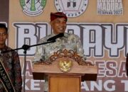 Martin Rantan Buka Pekan Budaya Madura Ketapang
