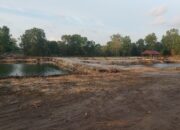 Ugal-Ugalan Kegiatan Penambangan Tanah Uruk Di Sungai Awan/Tembilok Bertendensi Merusak