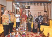 Bupati Ketapang Terima Kunjungan GM Telkom Kalbar