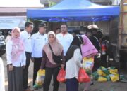 Staff Ahli Bupati Tinjau Operasi Pasar