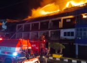 Kebakaran Hebat Di Ketapang, 14 Ruko Jln Merdeka Hangus Terbakar