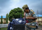 Gelar Bansos, AJK Gandeng WHW dan CMI Bagikan 300 Paket Sembako