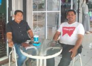 Usai Mengambil Form Bacalon Wakil Bupati, Dukungan Terhadap Theo Terus Mengalir