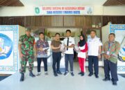 Program AJK Mendengar, Sekaligus Membagikan BukuTulis ke SMA N 1 Manis Mata