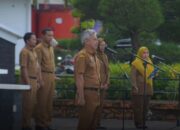 Asisten Sekda Ketapang Pimpin Apel Senin Pagi, Tekankan Profesionalisme dan Disiplin Pegawai