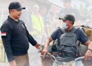 Bupati Alex Tinjau Pengerjaan Jalan Pelang – Kepuluk Pastikan Progres Sesuai Target