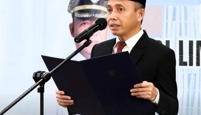 Sekda Lantik Pejabat Administrator dan Pengawas di Lingkungan Pemkab Ketapang