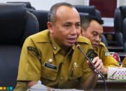 Sekda Hadiri Rapat Paripurna DPRD Bahas Evaluasi Gubernur dan Efisiensi Anggaran Tahun 2026