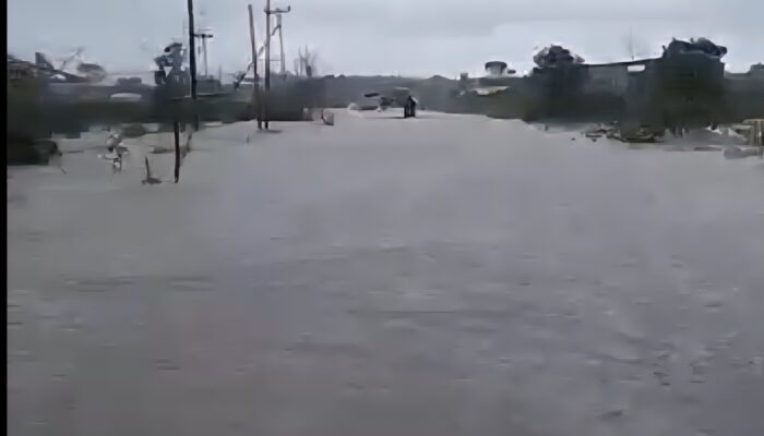 Aneh!! Jalan poros ini Tak Pernah Banjir, Alam Atau Faktor Lain