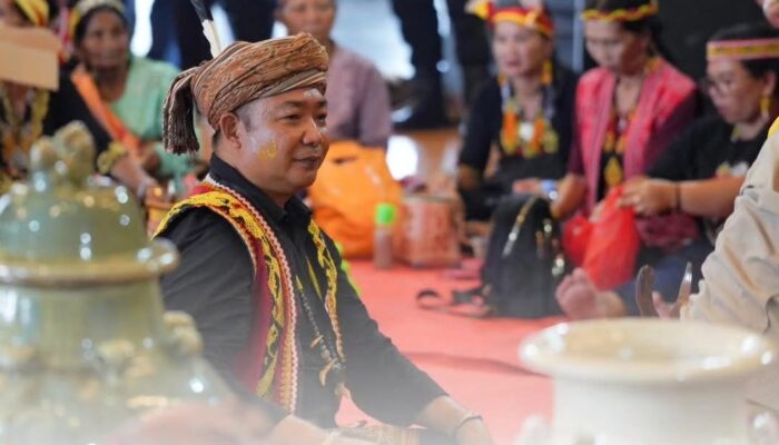 Bupati Ketapang Resmikan Jaringan Listrik PLN di Desa Pangkalan Batu, Wujud Nyata Pemerataan Pembangunan Hingga Pelosok Daerah