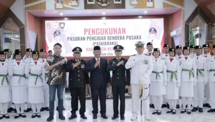 Bupati Ketapang Kukuhkan 27 Calon Paskibraka, Tekankan Tanggung Jawab dan Cinta Tanah Air